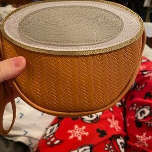 NWT Bath and Body Works Coconut Cosmetic Bag